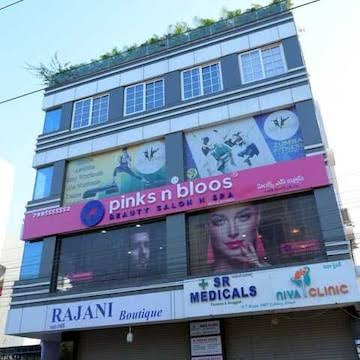 Pinks n Bloos Beauty Salons