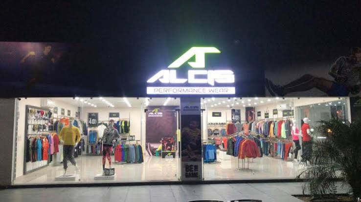 Alcis
