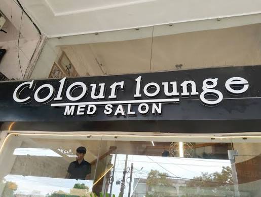 COLOUR LOUNGE Beauty Salon & Academy